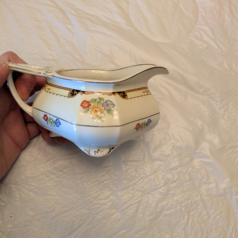 Vintage Creamer Or Gravy Serving Dish.  England.  W.H. Grindley & Co.